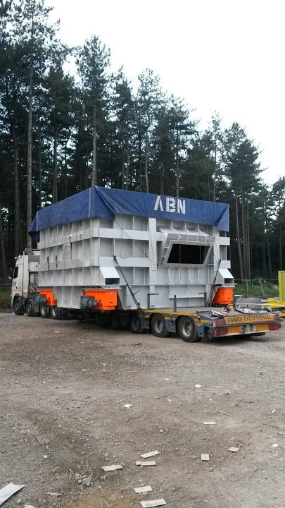 Zinkkessel für den Verzinkungsprozess in einem Stahlwerk: Fertigung und Montage vor Ort, bild 6